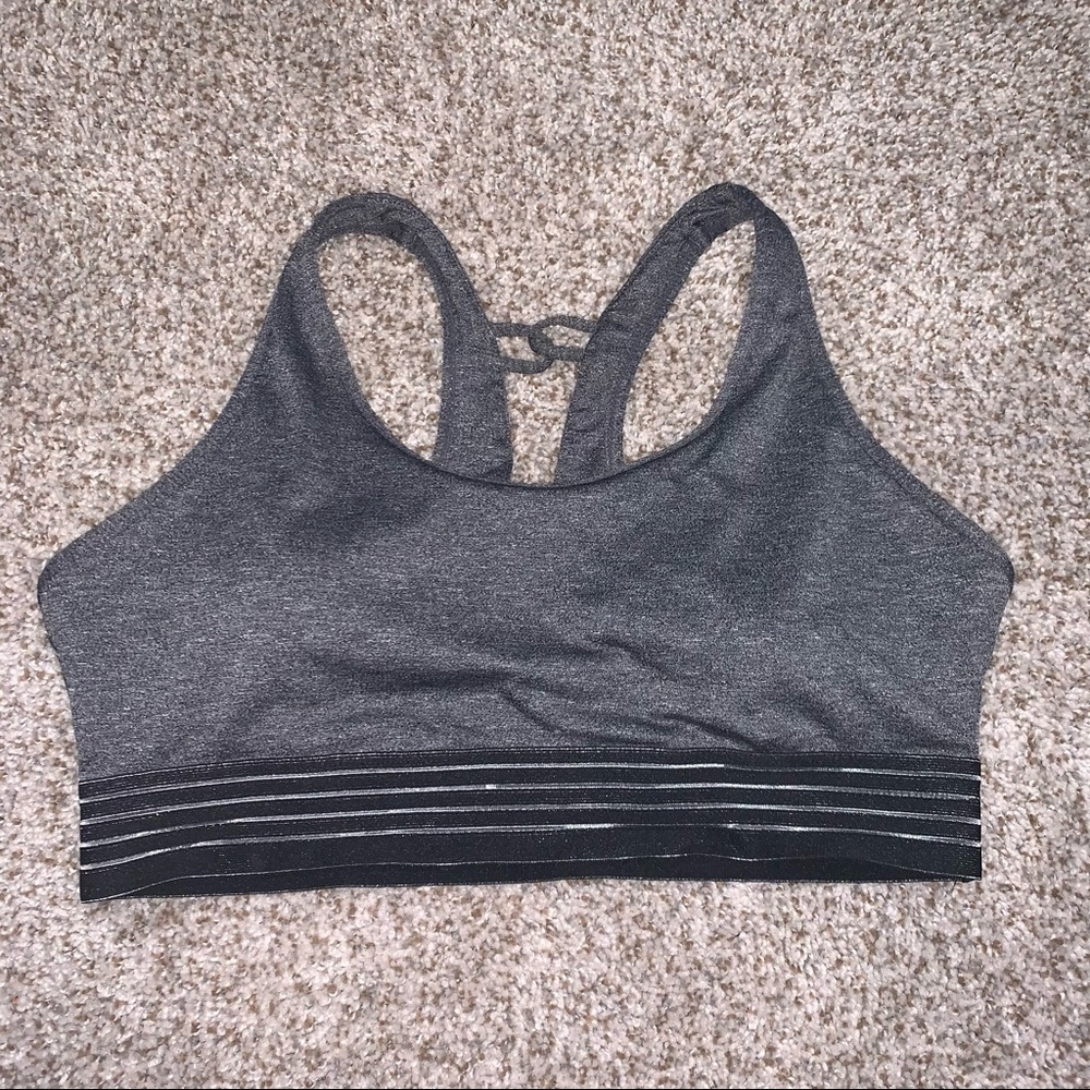 Sports bra